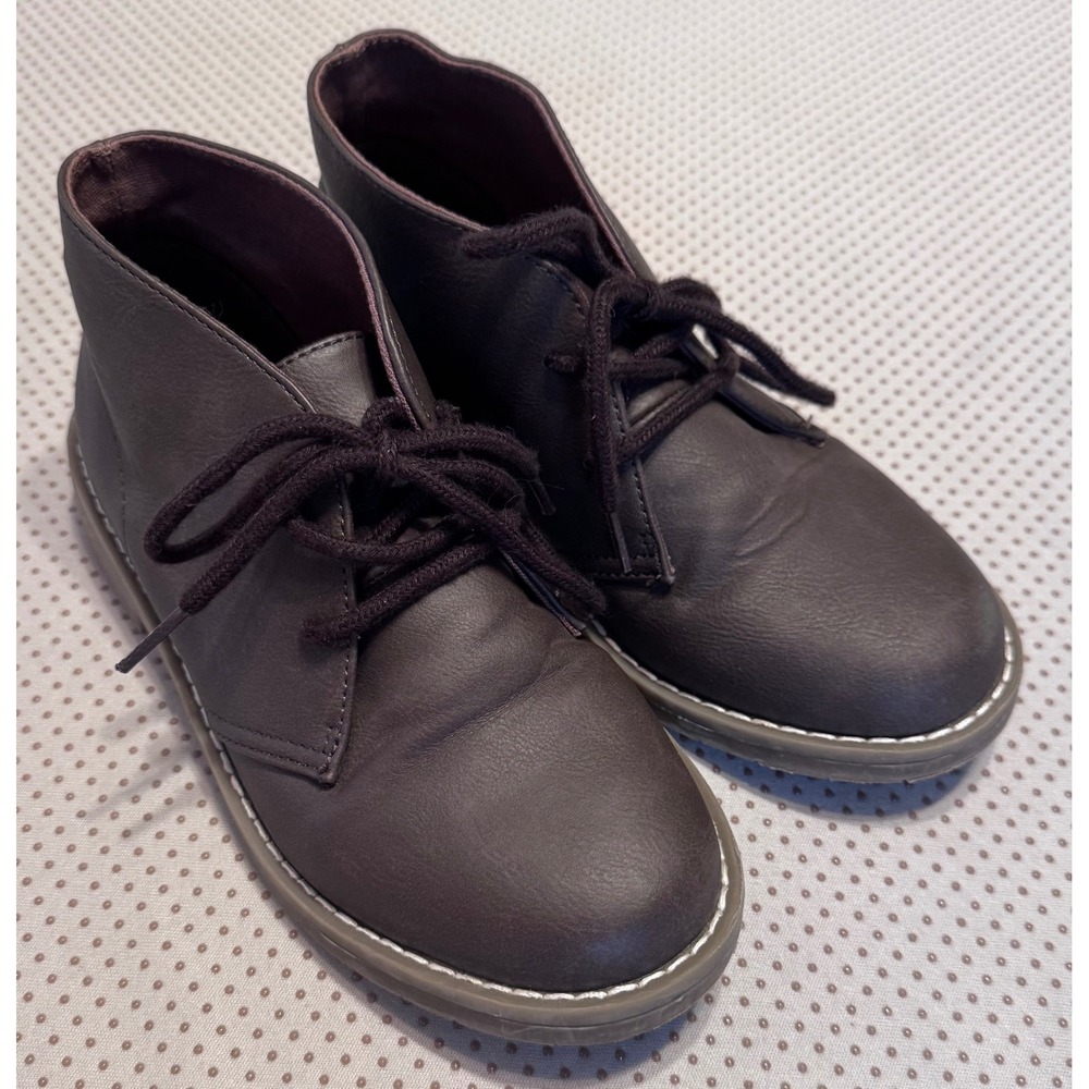 The Childrens Place Boys Chukka Boots Brown Faux Leather Lace Up Size 2 Kids